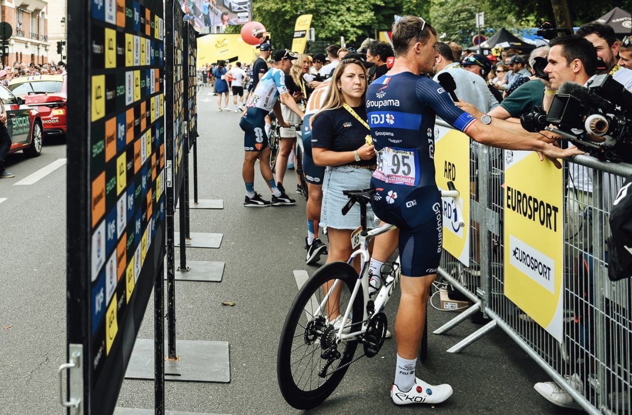 Coline Briquet  Le Tour, c’est une machine  laver qui peut vite vous essorer 