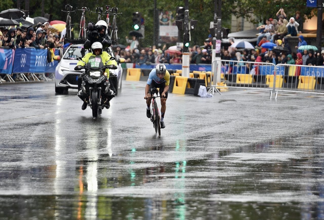 Paris 2024 - CLM Homme : Et Remco se joua de la pluie